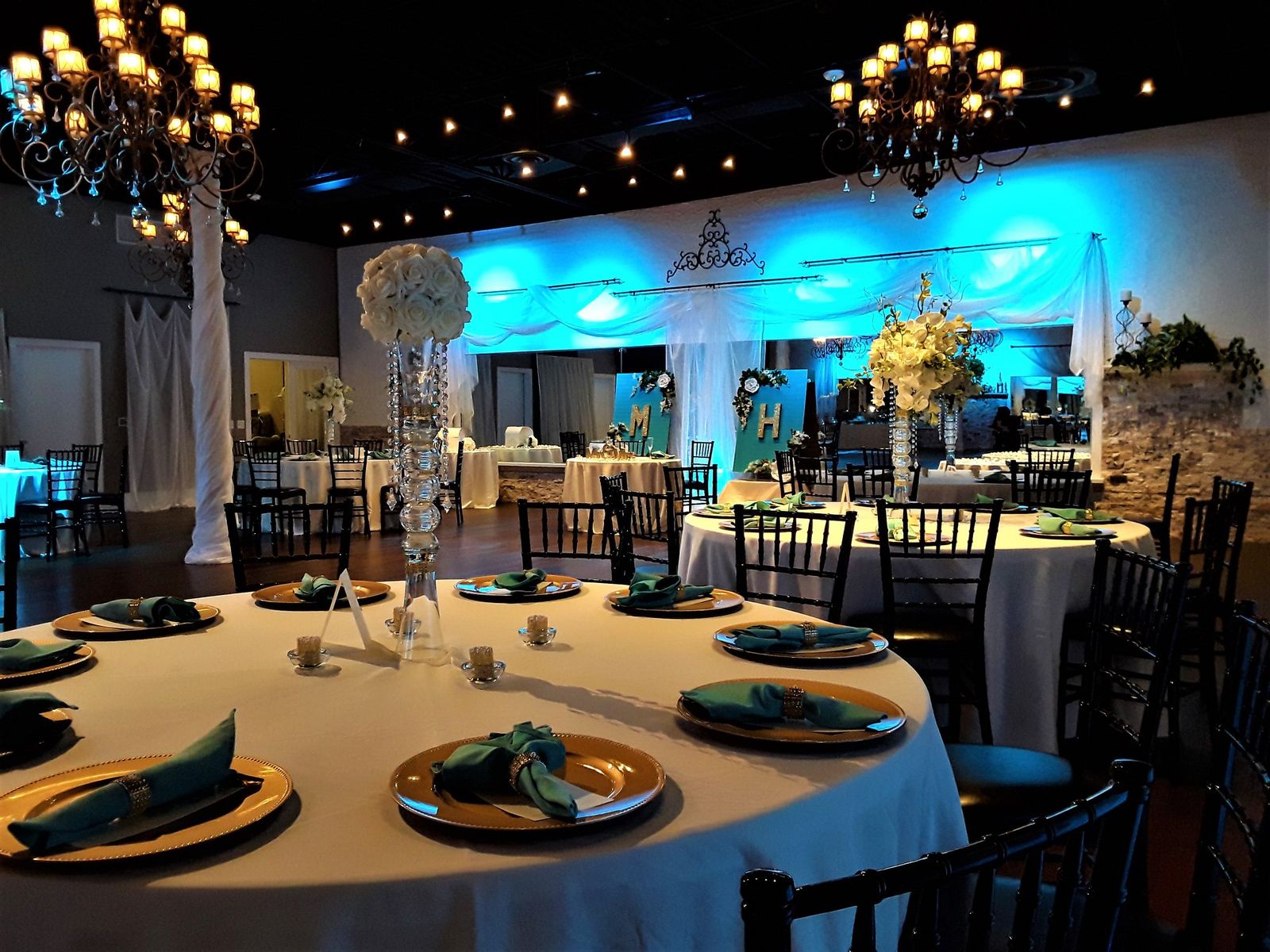 Rhythm and Smooth ballroom venue